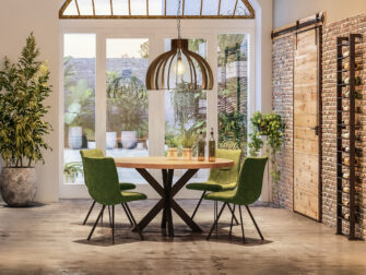 ronde eiken tafel met spinnenpoot