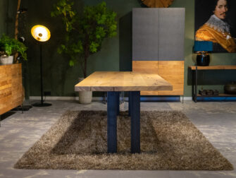 tafel met massief blad