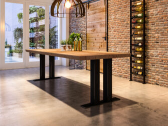 industriele eettafel voor eetkamerbankje