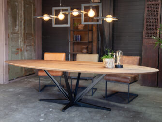 eetkamertafel eiken hout stalen poten