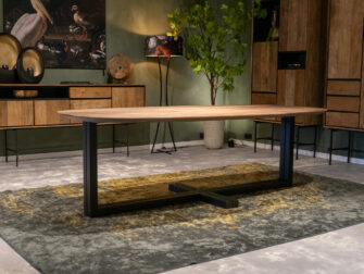 massieve eiken eettafel ovaal verjongd