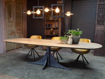 massieve eiken eetkamertafel stalen poten