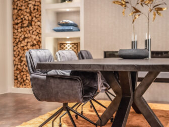 eetkamertafel acacia hout direct uit voorraad