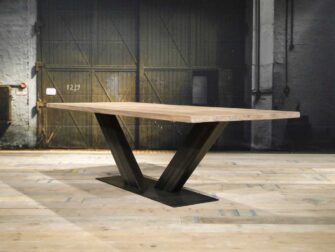 industriele v poot tafel