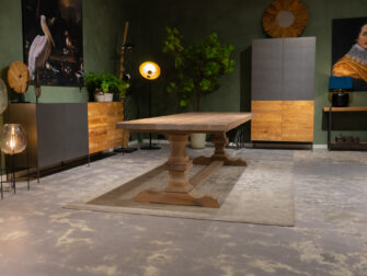 massieve kloostertafel