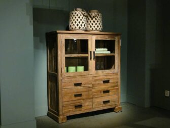 stoere vitrinekast corrado