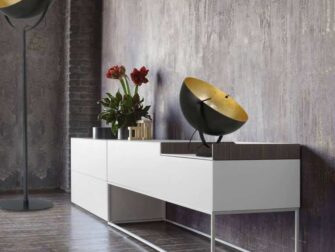 industriele lamp met bladgoud