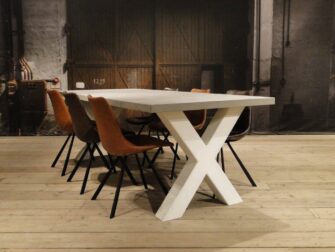 kruispoot betontafel