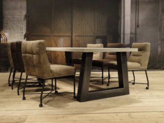 trapezepoot betontafel