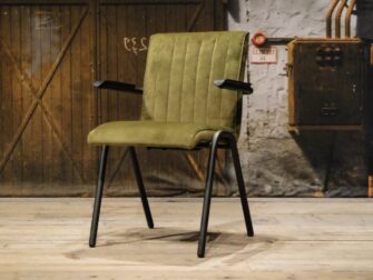 stoere groene eetkamerstoel