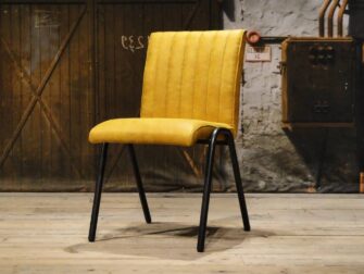 stoere gele eetkamerstoel