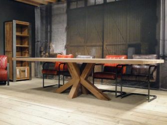 Tafel Chartres - 300x100 met 6cm massief standaard rustiek enkel gerookt oud eiken blad