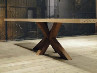 Tafel Chartres - 300x100 met 6cm massief standaard rustiek enkel gerookt oud eiken blad