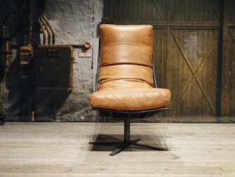 Fauteuil Bruno zonder armleuning - geschuurd leer walnut