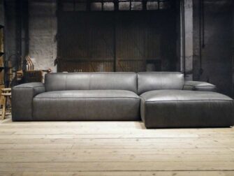 grijze bank met chaise longue