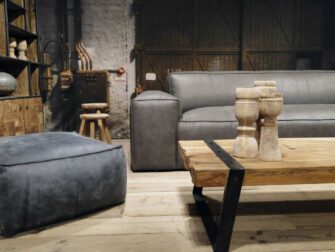 grijze bank met longchair