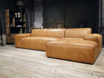 geschuurd leren hoekbank