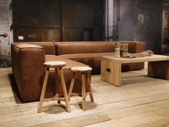 stoere bruine hoekbank