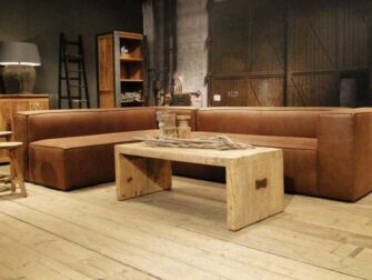 stoere bruine hoekbank