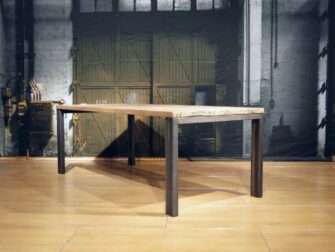 stalen eettafel
