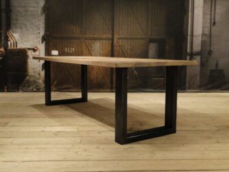 eiken industriele eettafel