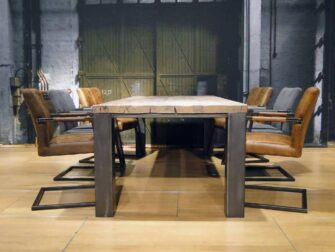 oud eiken industriele eettafel imola