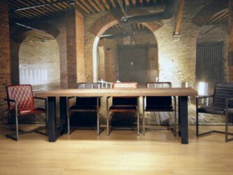 industriele eiken tafel caivano