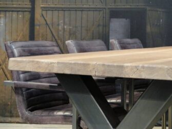 industriele kruispoot tafel