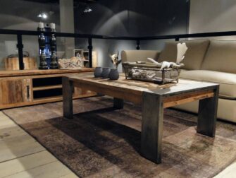Industriele salontafel