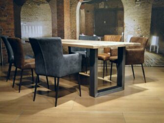 eiken industriele eettafel