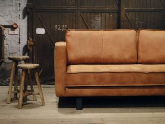 grote 5 zits bank cognac