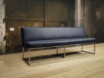 industriele eetkamerbank blauw