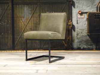 dikke leren eetkamerstoel