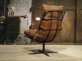 industriële draaifauteuil bruin