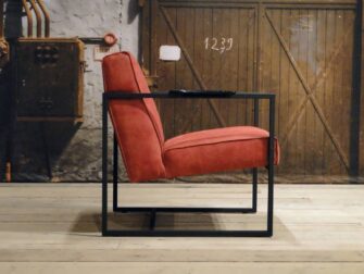 leren fauteuil pesara rood