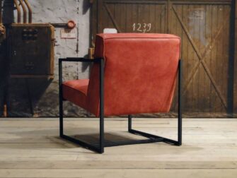 leren fauteuil pesara rood