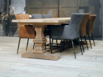 oud eiken kloostertafel